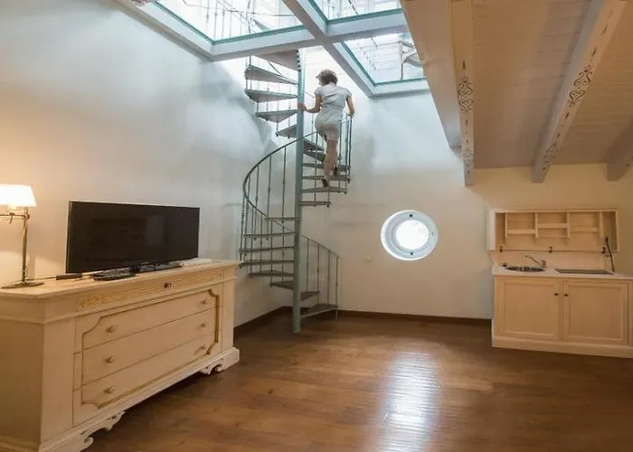 Sabrina Relais סורנטו